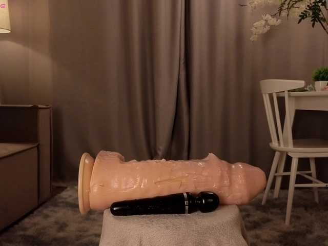 KarenLowe live webcam show
