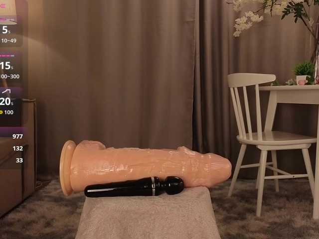 KarenLowe live cam on BongaCams