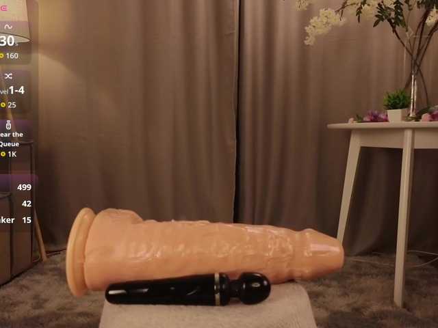 KarenLowe live cam on BongaCams