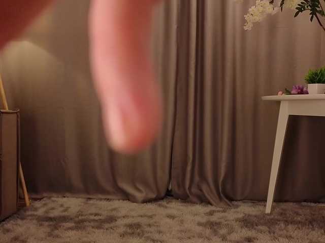 KarenLowe live cam on BongaCams