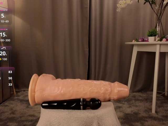 KarenLowe live cam on BongaCams