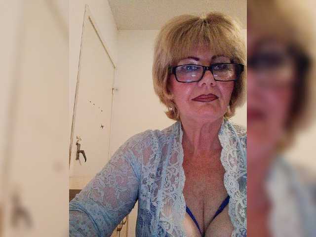 KASANDRABOLOSHKA Live Cam on BongaCams