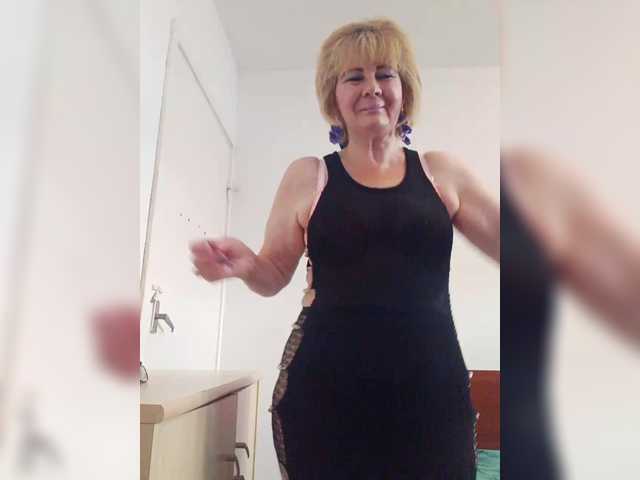 KASANDRABOLOSHKA live cam on BongaCams