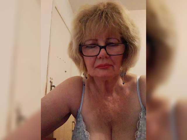 KASANDRABOLOSHKA live webcam show