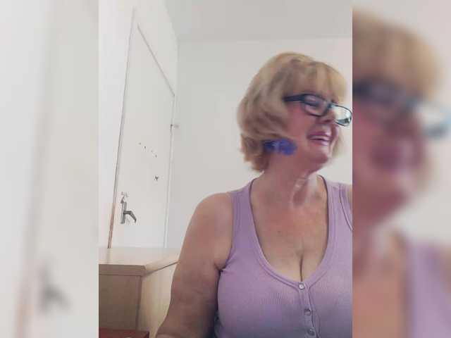 KASANDRABOLOSHKA live webcam show