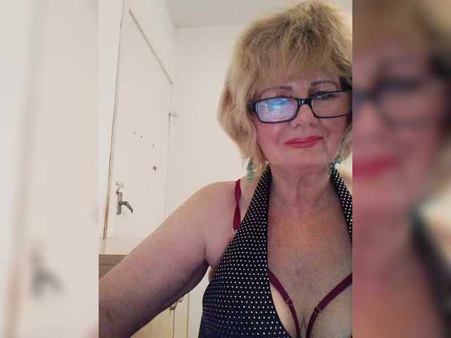 KASANDRABOLOSHKA live cam