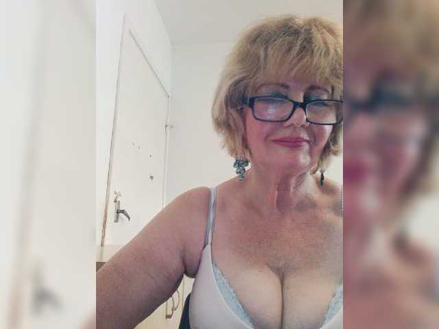 BoloshkaBlonda live webcam show