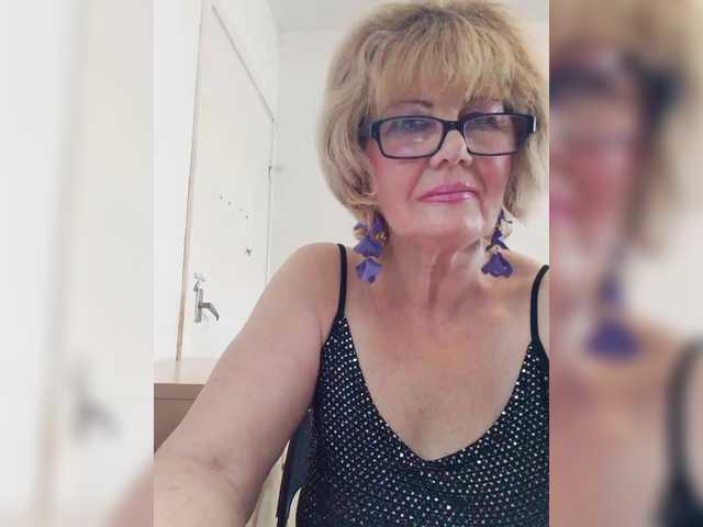 KASANDRABOLOSHKA live webcam show