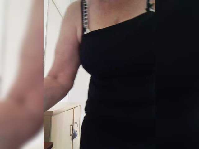 KASANDRABOLOSHKA live cam on BongaCams