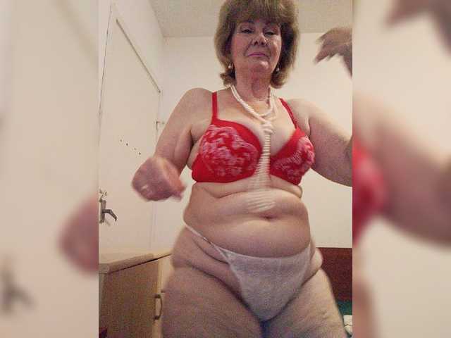 KASANDRABOLOSHKA live cam on BongaCams