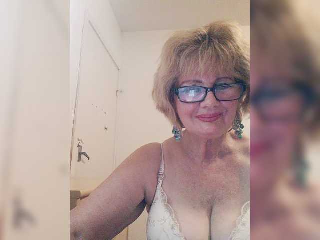 BoloshkaBlonda live webcam show