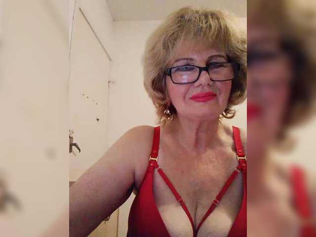 KASANDRABOLOSHKA live cam on BongaCams