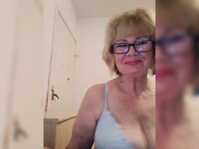 KASANDRABOLOSHKA live webcam show