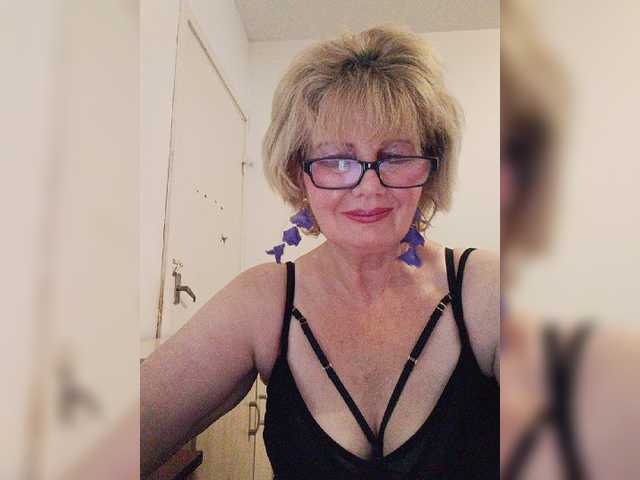 KASANDRABOLOSHKA live webcam show