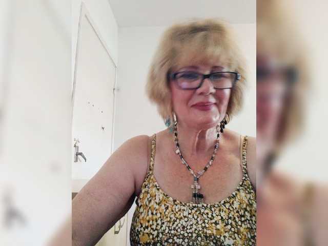 BoloshkaBlonda live webcam show
