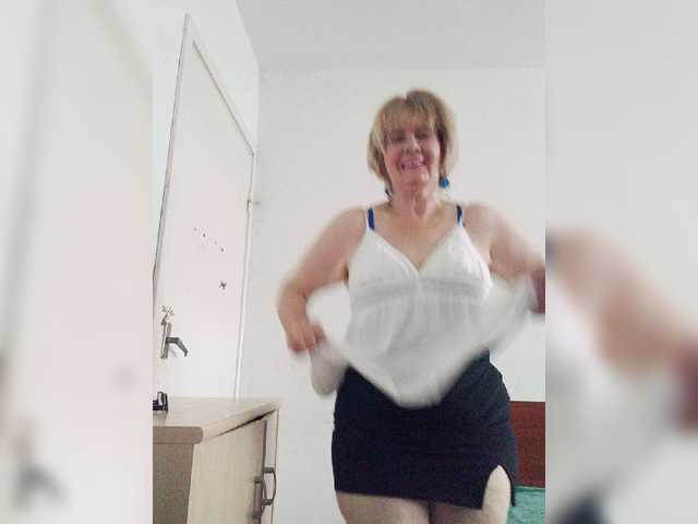 KASANDRABOLOSHKA live cam on BongaCams