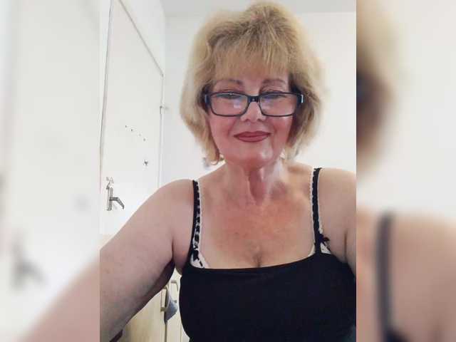 KASANDRABOLOSHKA live webcam show