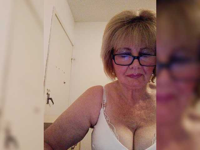 kasandraboloshka live sex show