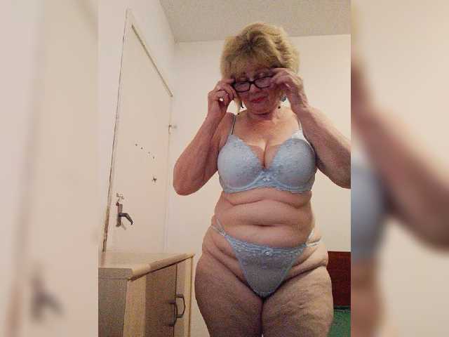 KASANDRABOLOSHKA live webcam show