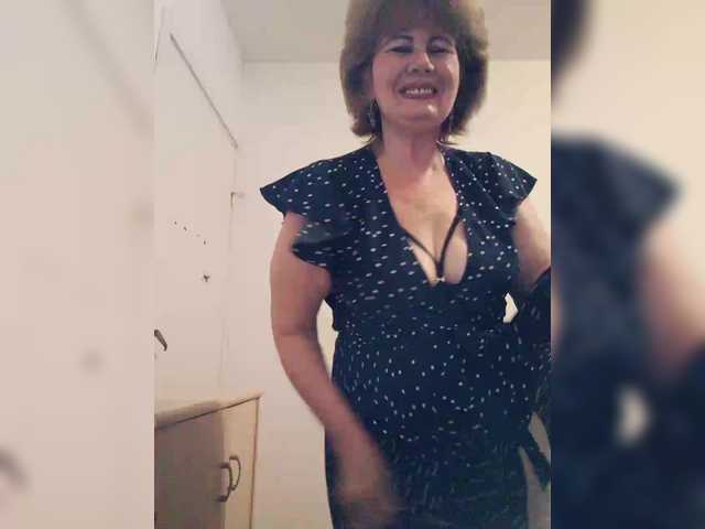 KASANDRABOLOSHKA live cam on BongaCams