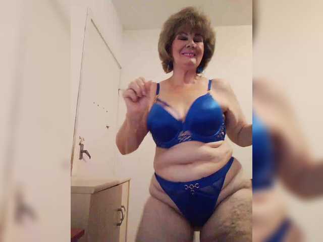 KASANDRABOLOSHKA live cam on BongaCams