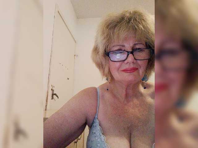 KASANDRABOLOSHKA live webcam show