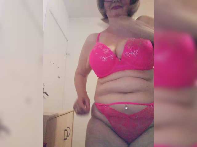 KASANDRABOLOSHKA live cam on BongaCams