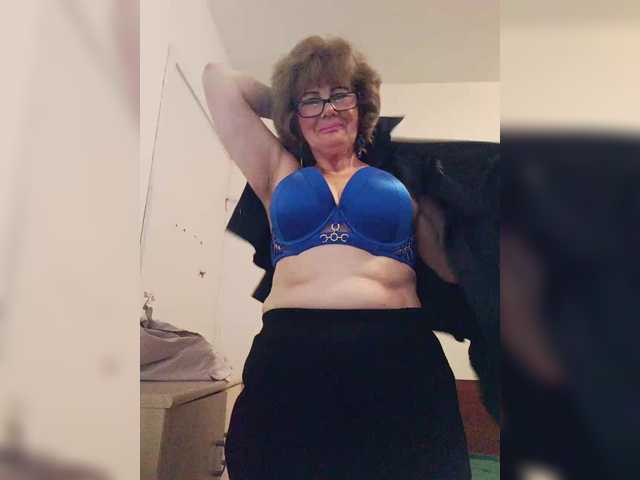 KASANDRABOLOSHKA live cam on BongaCams