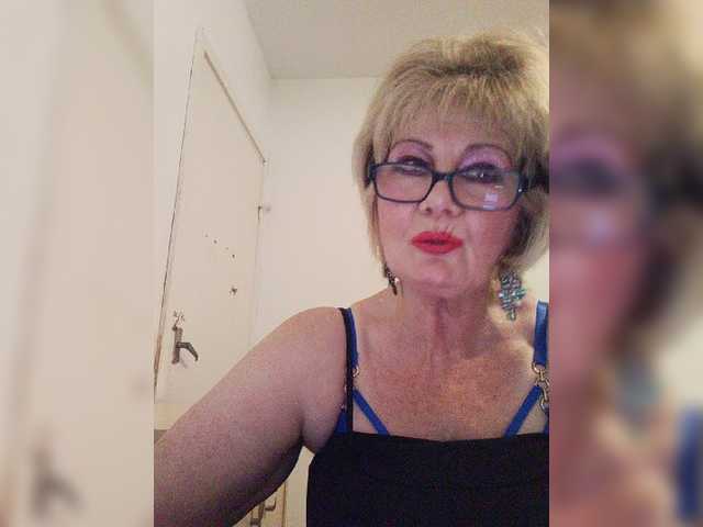KASANDRABOLOSHKA, 60 y/o - Live Cam on BongaCams