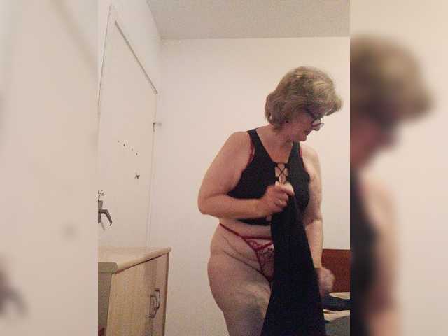 KASANDRABOLOSHKA live cam on BongaCams