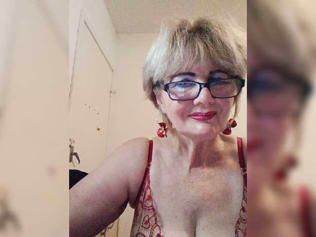 KASANDRABOLOSHKA live cam on BongaCams