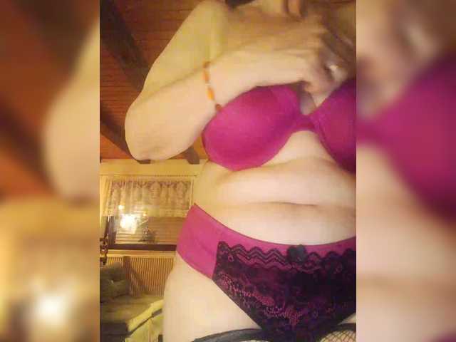 KASANDRABOLOSHKA's BongaCams show and profile