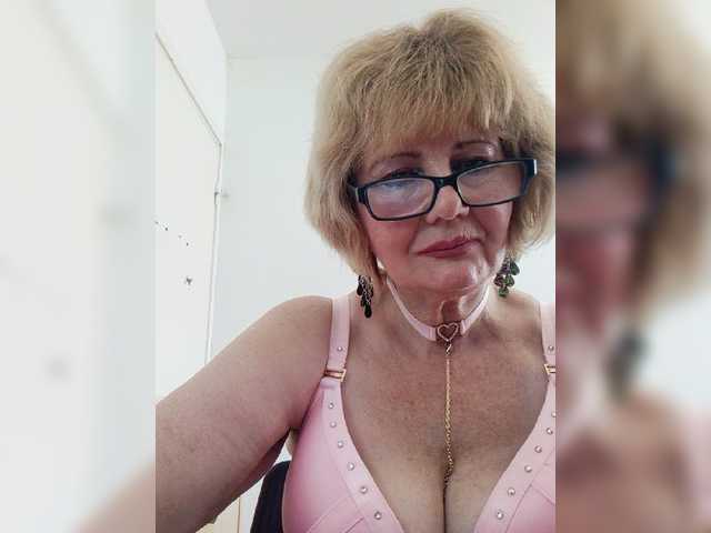 BoloshkaBlonda live webcam show