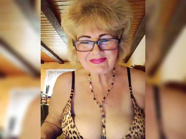 KASANDRABOLOSHKA's BongaCams show and profile