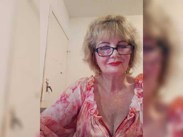 KASANDRABOLOSHKA live cam on BongaCams