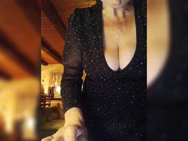 KASANDRABOLOSHKA's BongaCams show and profile