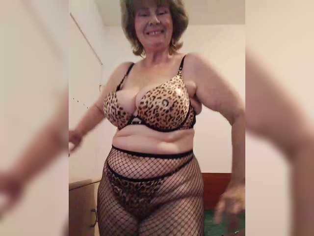 KASANDRABOLOSHKA live cam on BongaCams