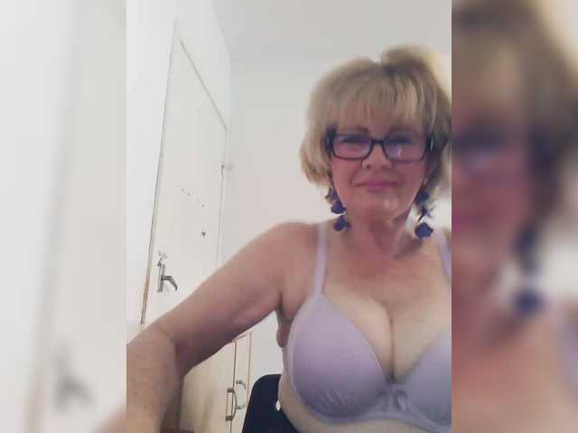 KASANDRABOLOSHKA live webcam show