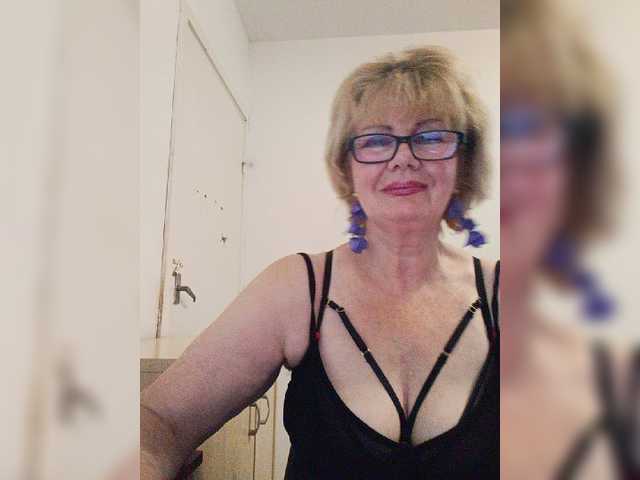 KASANDRABOLOSHKA live webcam show