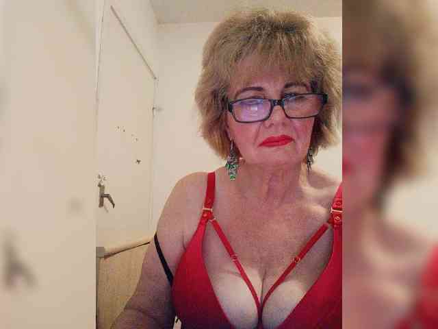 BoloshkaBlonda webcam