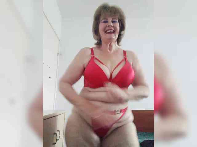 KASANDRABOLOSHKA live female cam on bongacams