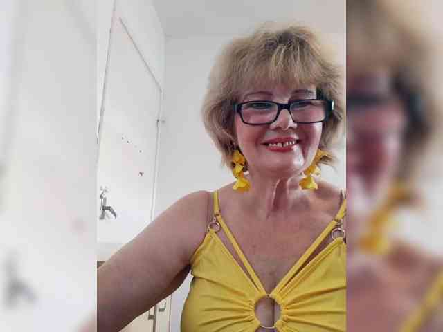 BoloshkaBlonda webcam