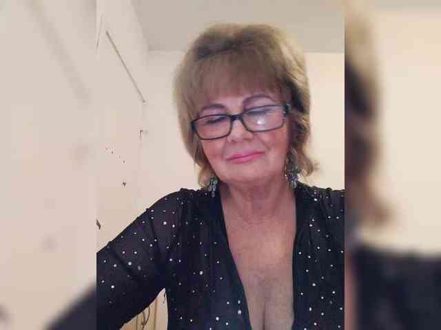 MoonGoddess webcam