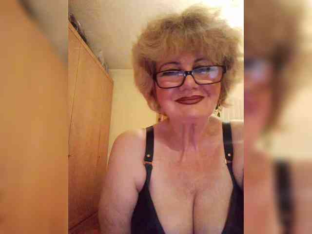 BoloshkaBlonda webcam