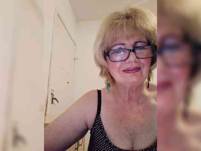 KASANDRABOLOSHKA Sex Cam Show