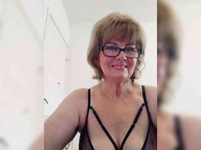 MoonGoddess webcam