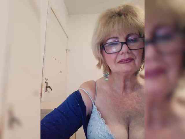 BoloshkaBlonda webcam