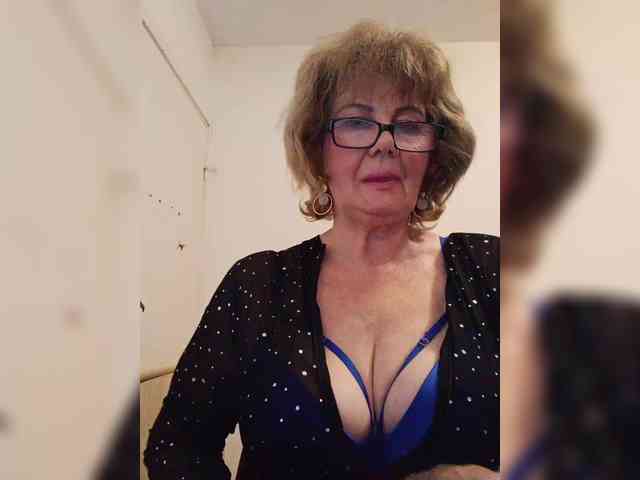 MoonGoddess webcam