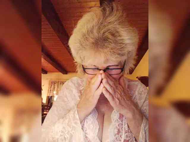 BoloshkaBlonda webcam