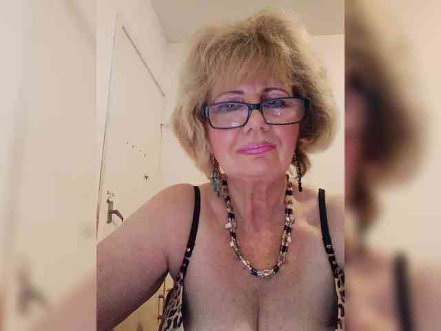 BoloshkaBlonda webcam